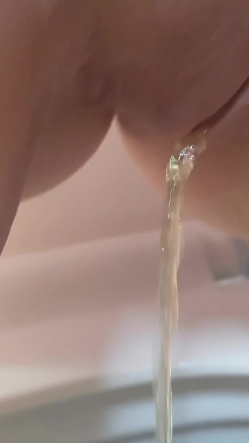 Hot Babe Desperate Pissing Multiple Pees Strong Hard Piss | Clip 2