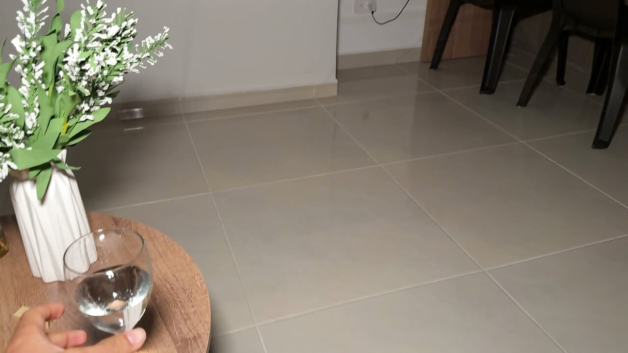 Petite Colombian girl gets savagely fucked in her living room! Samy sun