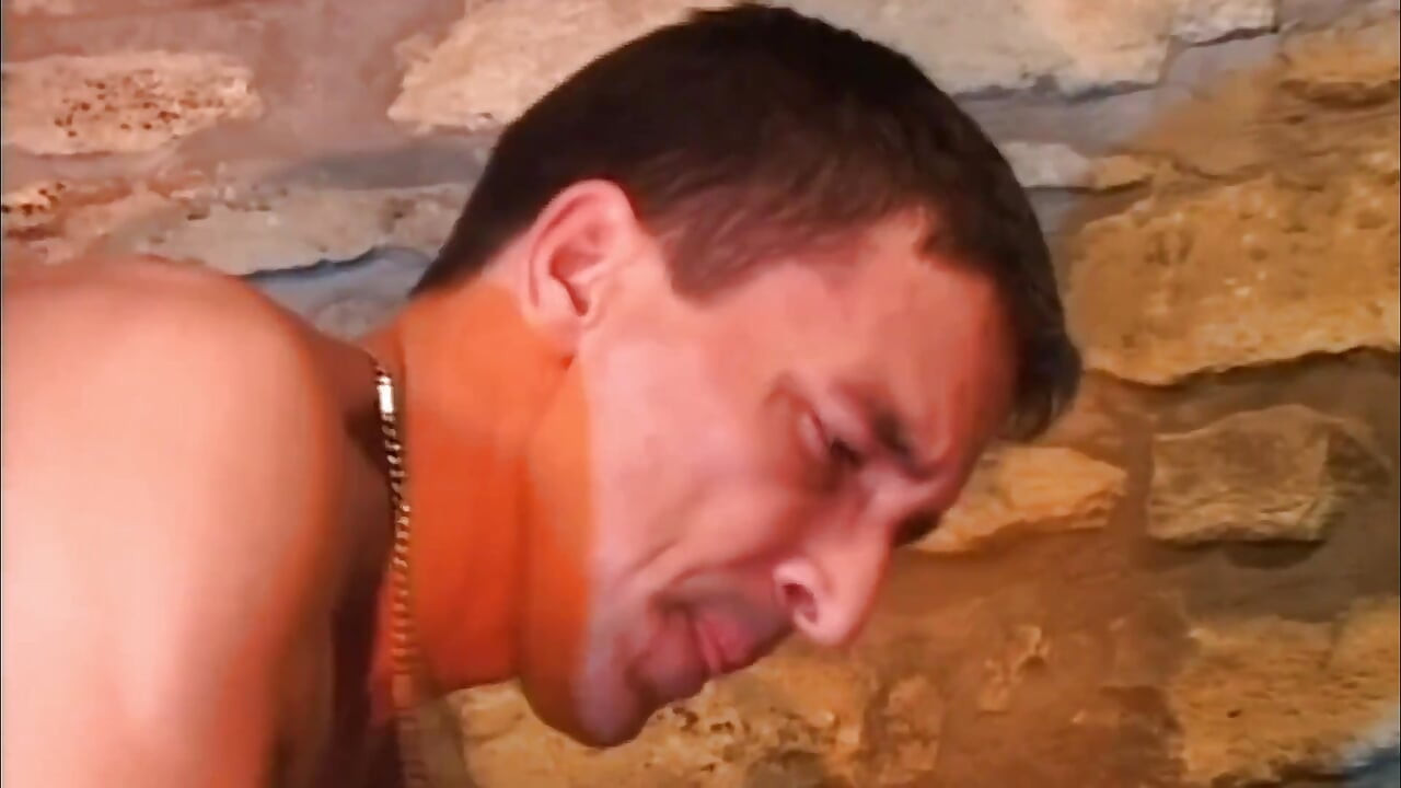 In the Pool He Licks Her Pussy and Then Breaks Her Ass