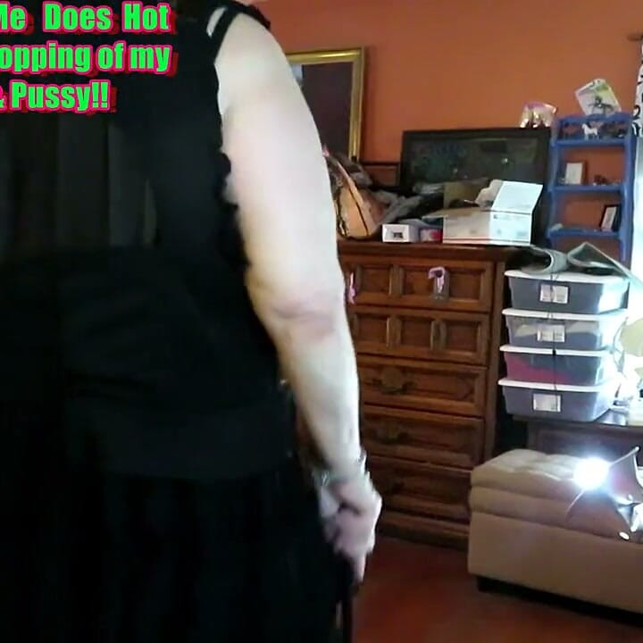 Domme Strips and Crops Her Own Body Ends with Her Fucking Self with Crop!