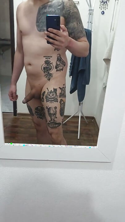 Chubby Shows off His Tattoos