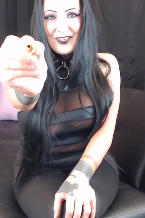 Stinging CBT pisshole destruction