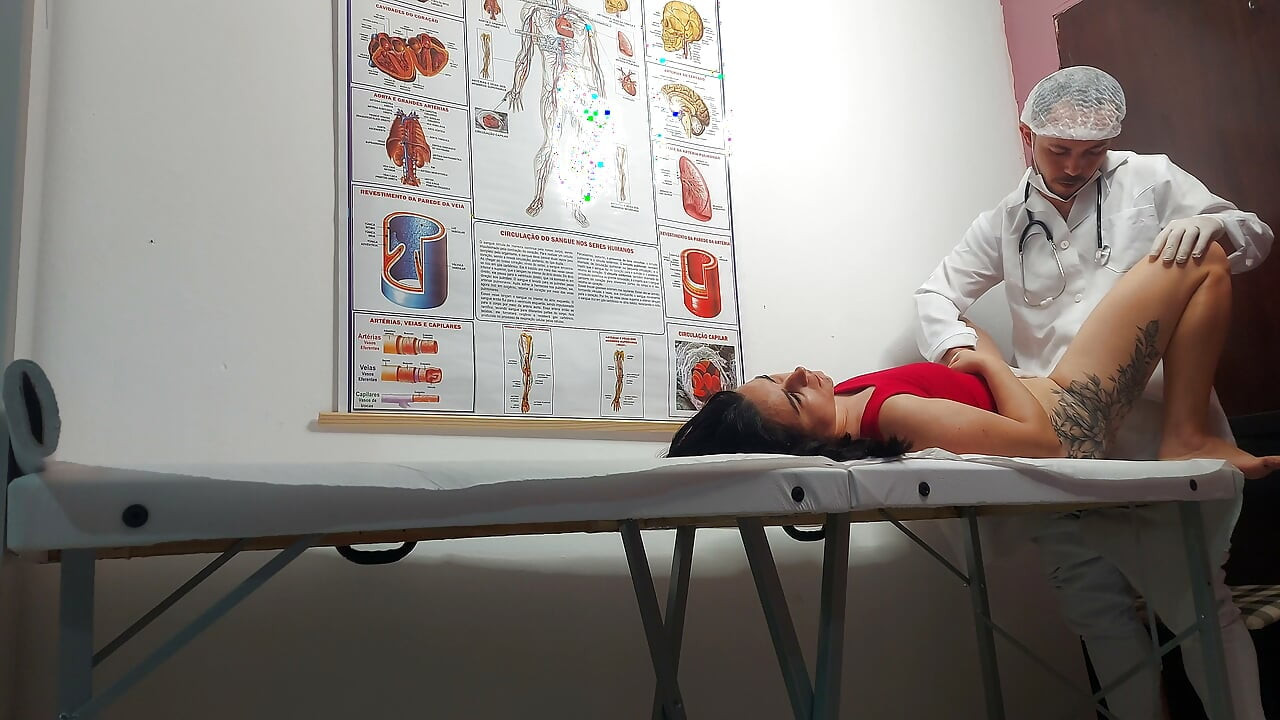 Gynecologist Sticks Dildo in Pussy, Fingers in Ass and Fucks Patient!
