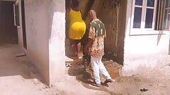 Street boy lure orange seller to an uncompleted building fuck her till he cum