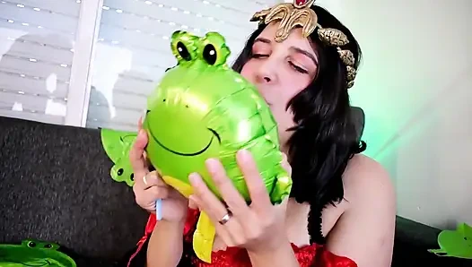 Prinzessin kuss reiten und squirtet auf Frösche - Bunny Looner