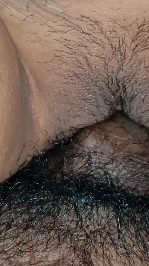 Tko želi pogledati uzbudljiv video vaše omiljene vruće, napaljene, seksi Bithi Bhabi? Javite nam u komentarima, dio 3 | Isječak 3