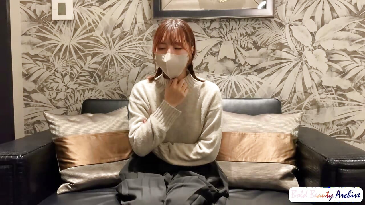 그녀는 마침내 지속적인 쾌락을 발견하고 친밀한 것을 다시 쓴 빠른 마무리 남친과 데이트