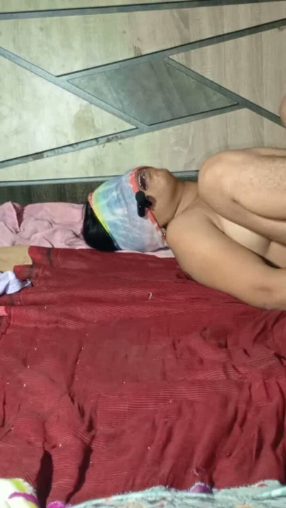 desi bhabhi ne squirt se devar ko nehla diya chudai ke waqt Hindi HD video sex | Clip 2