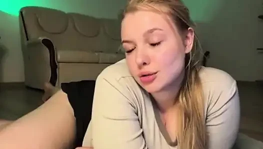 Büyük götlü domaltmalı ve zıplayan memeler jucielussie