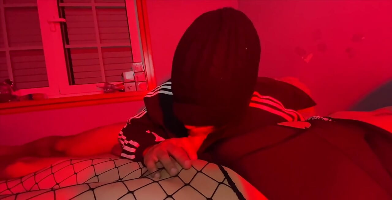 กูดูดควยเขา แต่ขอให้เขาดูดควยกู