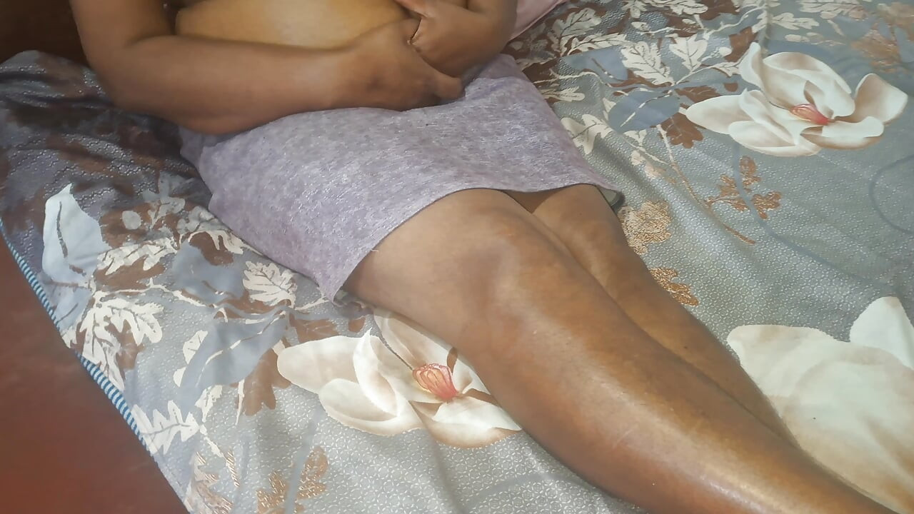 कड़वी सौतेली मम्मी सुपर हॉट वीडियो