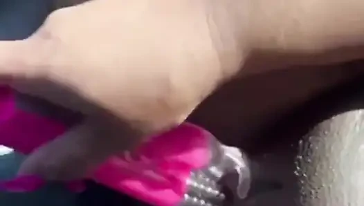 Özel taksilerde büyük dildoyla amımı sikiyorum