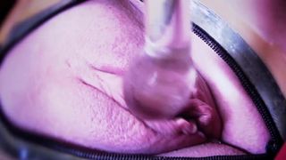 Zwanger - hoer brunete masturbeert