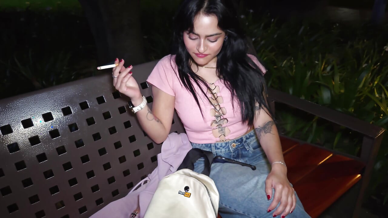 Amateur Public Pickup: penggemar latina dengan ransel pornhub lagi asik nyepong kontol sampai tenggorokan dan dicrot di dalam tanpa kondot