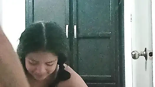 Ngentot siswi semok kaya raya, pantat montok suka banget aku jilat pantatnya