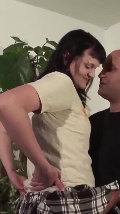 Stunning moment from "deutsch Putzfrau gebumst, jetzt schwanger"