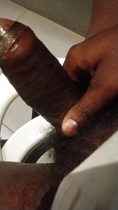 Desi hard dick close up mustrabate