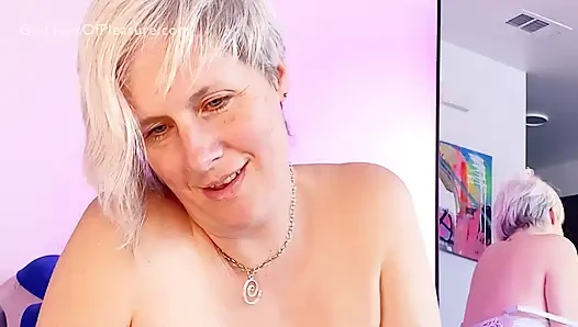 Helping Mommy Pick Out The Best Bra While She Tells Me How To Touch Myself & Cum JOI CEI