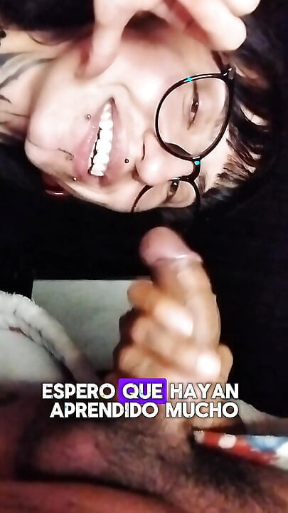 The specialist teaches you how to suck cock!!