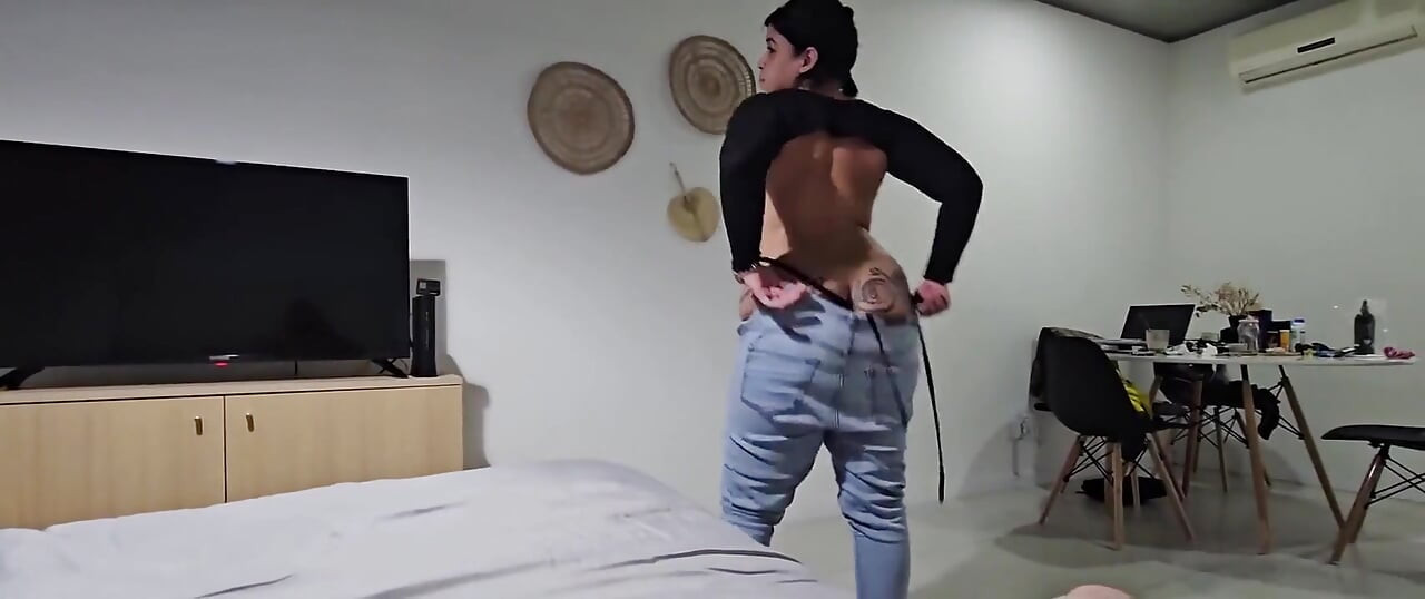 Venezuelan Girl Asks Me to Break Her Ass in Buenos Aires