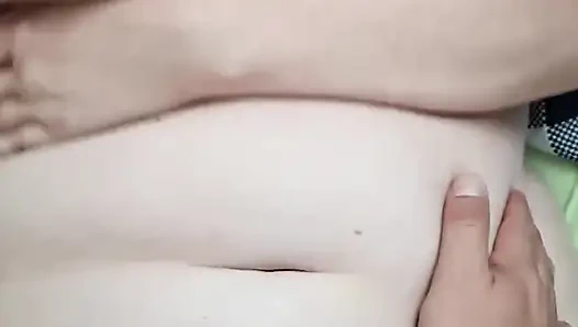 Vollbusige Betrügende Italienische Hausfrau Fickt Einen Jungen Mann Und Schwängert Sie