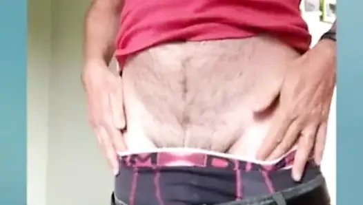 A chibre to be enjoyed for a long time,
His clothes suddenly slip, he wants to play with his beautiful hairy, beautiful erection...