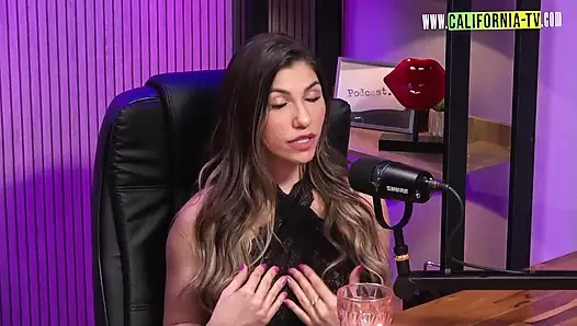 Latin ateşli Alexia Dhein ile podcast