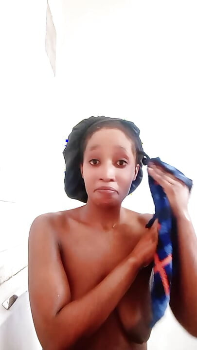 Wet pussy do you wanna fuck me