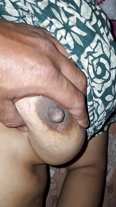 Bhabhi Plug Masti