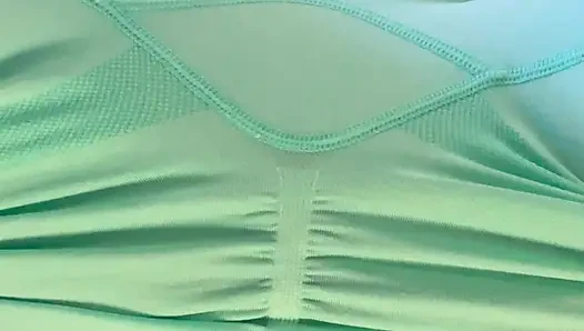 Spordan sonra taytlı orta yaşlı seksi kadın, horney