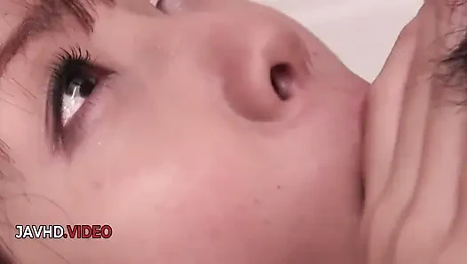 Cewek asia dengan lingerie seksi menggoda pria asia dengan lingerie seksi sampai crot di dalam