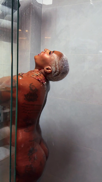 He Found Me Taking a Shower and Fucked Me so Hard Until Had to Tapout
