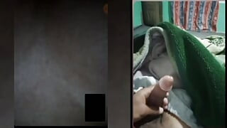 Paquistanesa sexy menina fode durante chamada ao vivo no whatsapp com namorado