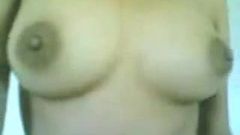 Busty मलय राजकुमारी