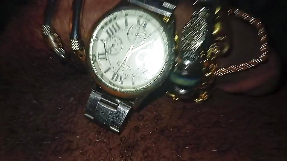 Dick want to tell the time