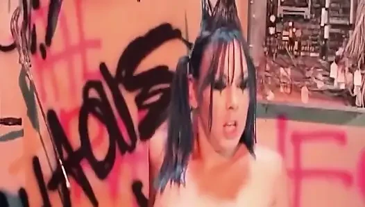 Olgun esmer orta yaşlı seksi kadın sert sikişten sonra dölle sırılsıklam