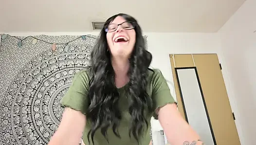 Stepmommy Becomes a Slut 1