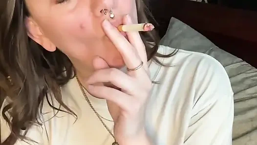 Virtual Smoking Sex, Riding POV and Drooling with Chery Trees