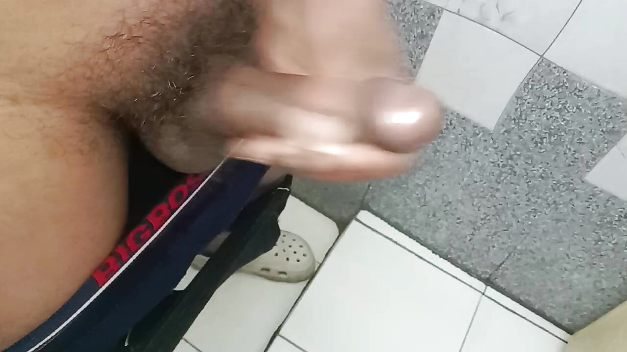Desi hot boy musterbate