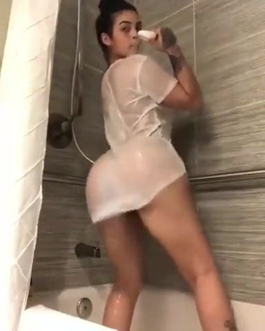 HOT SCENE 01