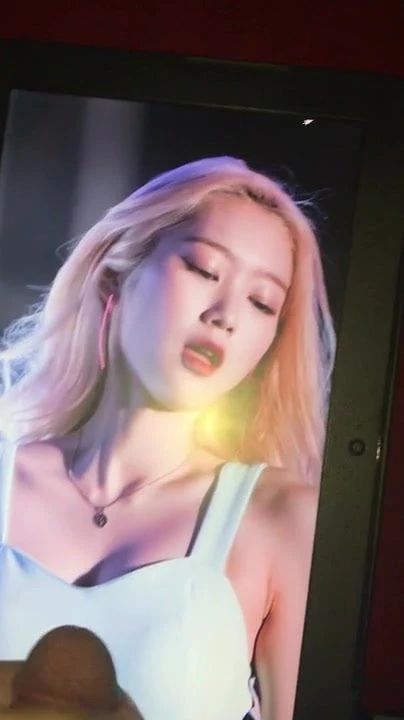 I cum on Jiho (Oh my girl) - (Request)