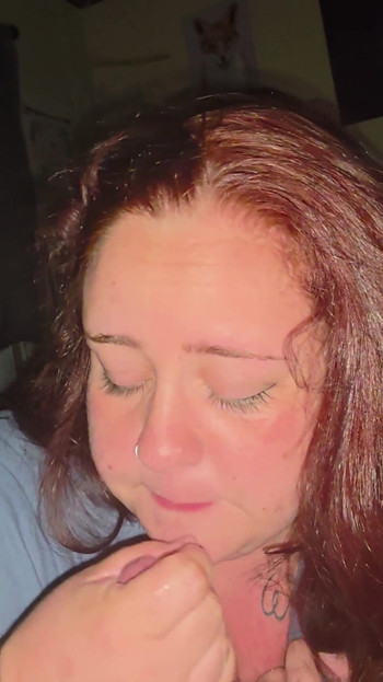 Adakah awak mahukan blowjob lewat malam sebelum tidur? Saya menaruh awak lakukan | Klip 2