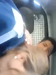 Policias Argentinos Hacen Guardia