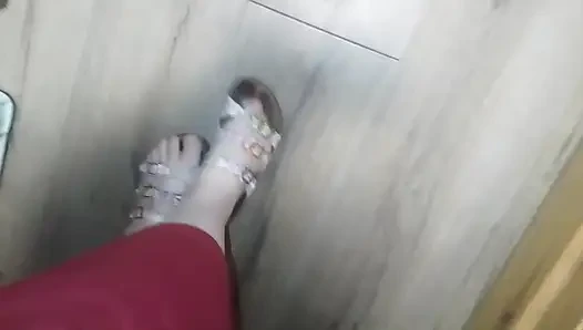 Изношенная обувь Birkenstock