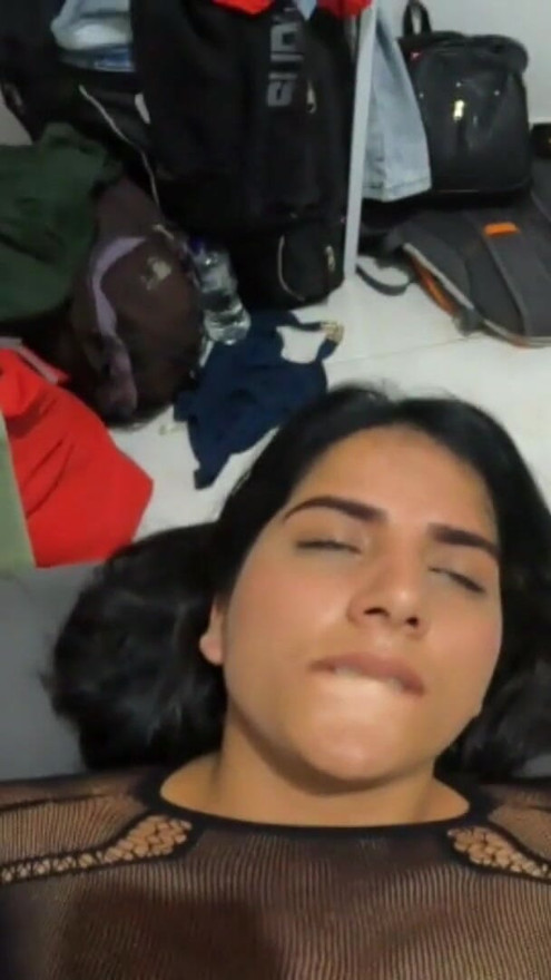 Você vê por que eu sou sua esposa puta gozar aqui papi cuspir no meu clitóris e foder minha buceta muito hardcore - Jhodez1 | Clipe 1