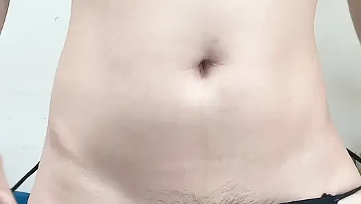 Pantat bahenol hana si cewek imut ini dientot pakai dildo - close up