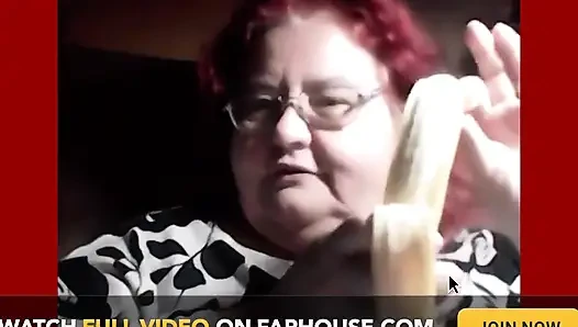 Vicki si suster nakal pecinta makan pisang