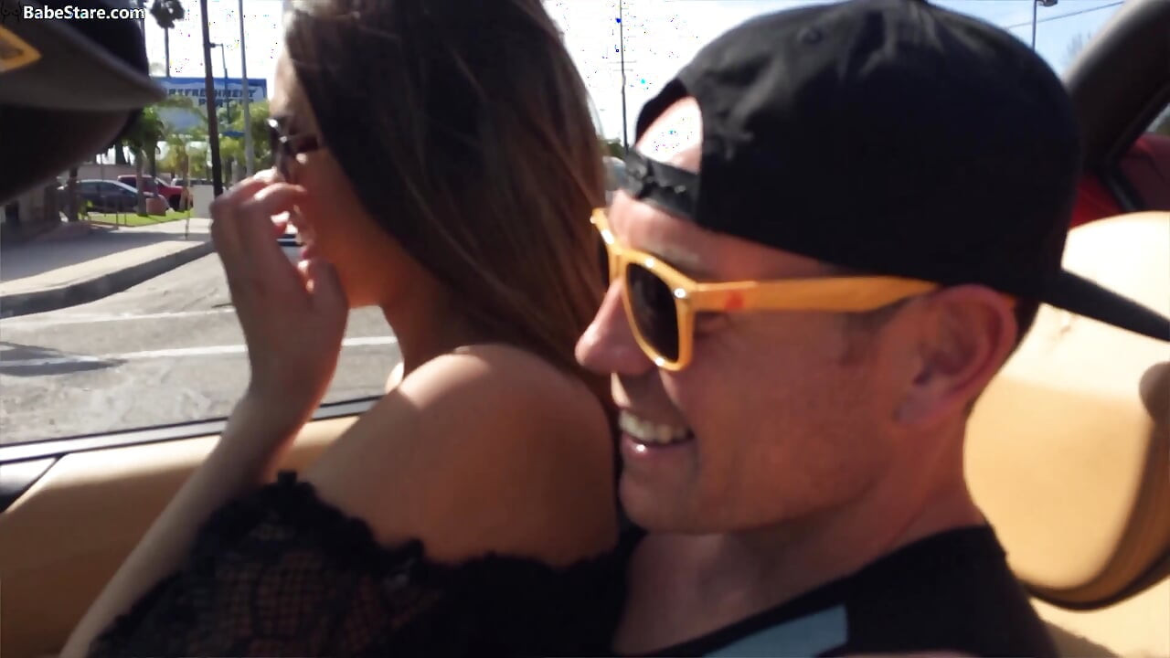 Girl loves it when she gets fucked right