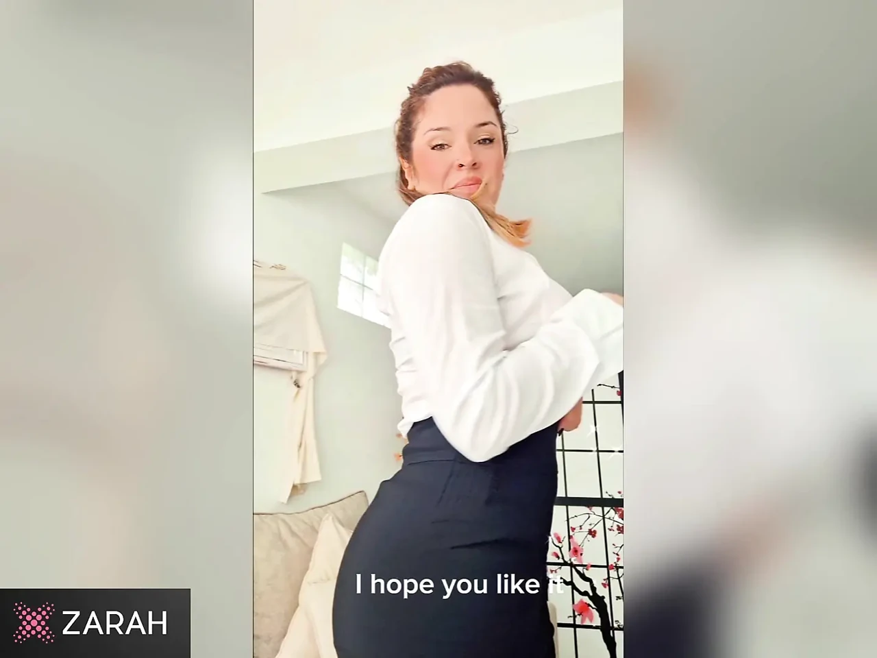 Zarah Tries on a Sexy Outfit and Ends Up Masturbating on Camera