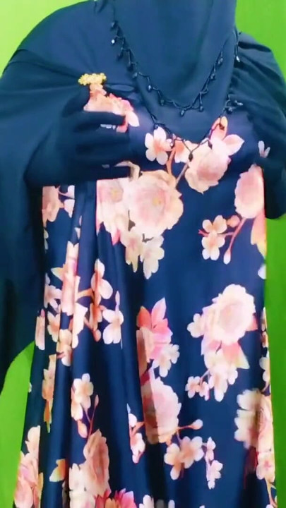 Detik ikonik dari "Suri rumah yang cantik berkongkek dan bercakap kotor India - Audio Hindi yang jelas"
